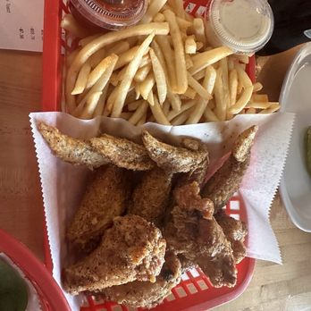 Boiling Dragon - Chicken wings - Pan Asian Near Me - Pearland, Texas