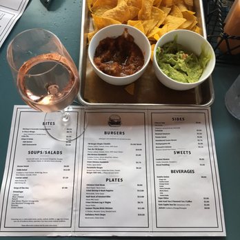 FM Kitchen & Bar - Chips Salsa and Guac - Bars Near Me - Houston, Texas