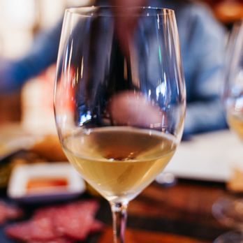 Twisted Vine - White Wine Flight - Wine Bars Near Me - Fullerton, California Twisted Vine - White Wine Flight - Wine Bars Near Me - Fullerton, California