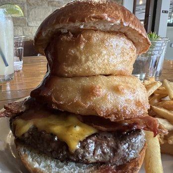 Benchmark Eatery - Ranchero Burger - New American Near Me - Santa Barbara, California