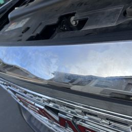 Greasy hand prints all over truck. This required an additional car wash to resolve. At $55 for a wash I was less than happy. Greasy hand prints all over truck. This required an additional car wash to resolve. At $55 for a wash I was less than happy.