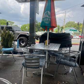 Fifth Avenue Streatery - OUTSIDE AREA ! Featuring a cool jeep - American Near Me - Mount Dora, Florida
