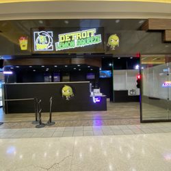 Detroit Lemon Squeeze - DetroitLemonSqueeze cafe