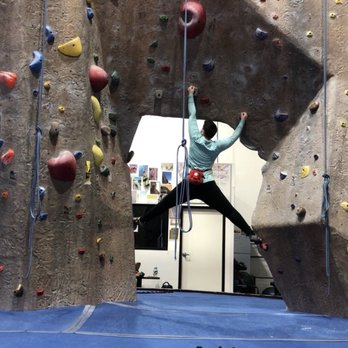 Boulderdash Indoor Rock Climbing - Bouldering across the gap. I had to rrreach but I made it! :) - Gyms Near Me - Thousand Oaks, California Boulderdash Indoor Rock Climbing - Bouldering across the gap. I had to rrreach but I made it! :) - Gyms Near Me - Thousand Oaks, California