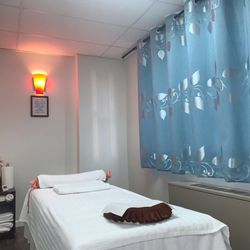 201 Healthy Spa - Single room