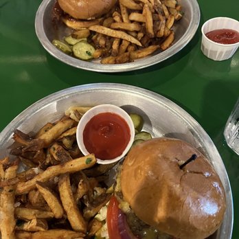 Rodeo Goat - My burger and my colleagues burger - Burgers Near Me - Dallas, Texas Rodeo Goat - My burger and my colleagues burger - Burgers Near Me - Dallas, Texas