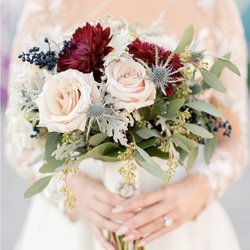 Leah Marie Photography + Stationery - Brides and Banquets