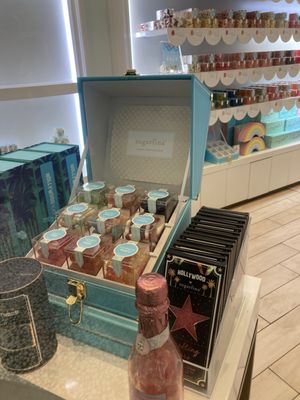 Sugarfina by null
