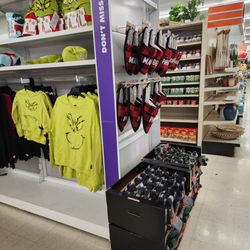 Big Lots - Stuff