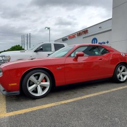 Metro Chrysler Dodge Jeep Ram - 2011 Dodge Challenger SRT8 392