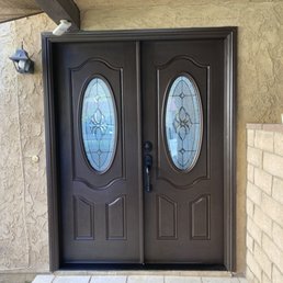 Exterior photo of Twin Glass Exterior photo of Twin Glass