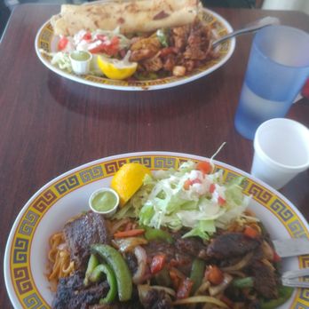 Jubba - Beef steak with pasta, chicken with chiapati. Mmm... - African Near Me - San Jose, California Jubba - Beef steak with pasta, chicken with chiapati. Mmm... - African Near Me - San Jose, California