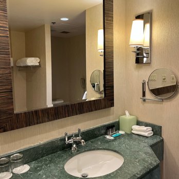 Intercontinental Montréal - Hotels Near Me - Montreal, Quebec Intercontinental Montréal - Hotels Near Me - Montreal, Quebec