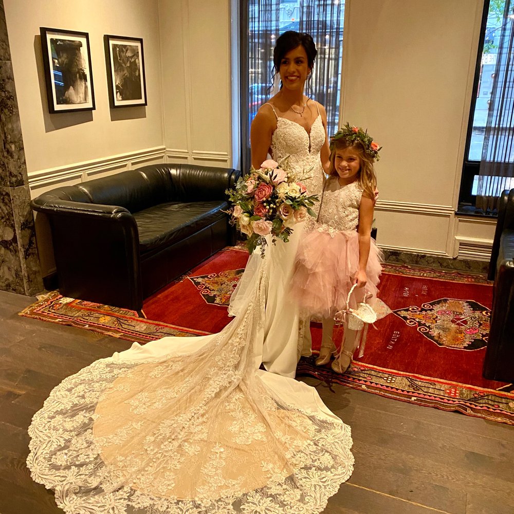 Mira Couture - Women's Clothing Near Me - Chicago, Illinois