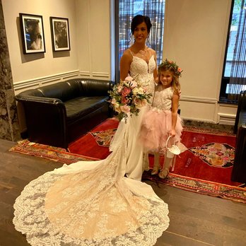 Mira Couture - Women's Clothing Near Me - Chicago, Illinois Mira Couture - Women's Clothing Near Me - Chicago, Illinois