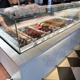 Eclair section