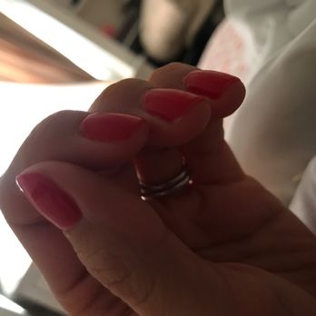 Elite Nails & Spa Parkchester - Second time done and day 3, chipping! - Nail Salons Near Me - The Bronx, New York Elite Nails & Spa Parkchester - Second time done and day 3, chipping! - Nail Salons Near Me - The Bronx, New York