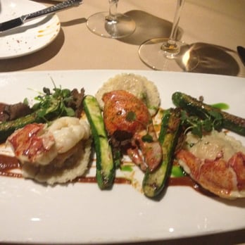 Different Pointe of View - Vanilla Brandy Poached Maine Lobster - New American Near Me - Phoenix, Arizona