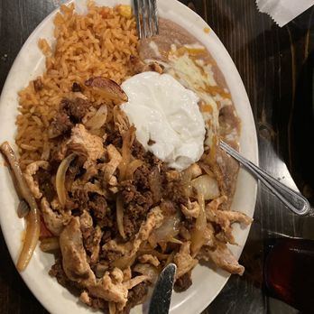 Crazy Cactus - chorizo sausage and chicken - Mexican Near Me - Olive Branch, Mississippi Crazy Cactus - chorizo sausage and chicken - Mexican Near Me - Olive Branch, Mississippi