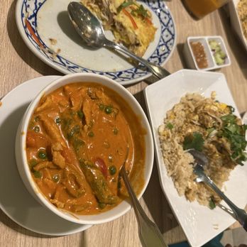 Mai Thai Kitchen - Thai Near Me - Newbury Park, California