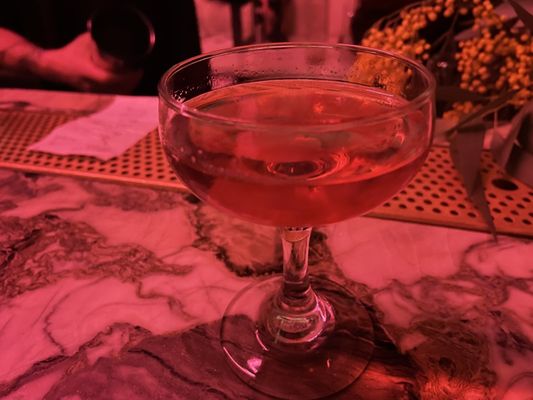 Bisou. by null