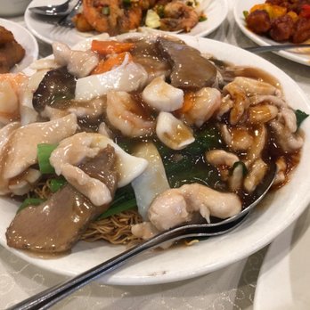 Fortune City Seafood Restaurant - House special fried noodles - Dim Sum Near Me - Vancouver, British Columbia Fortune City Seafood Restaurant - House special fried noodles - Dim Sum Near Me - Vancouver, British Columbia