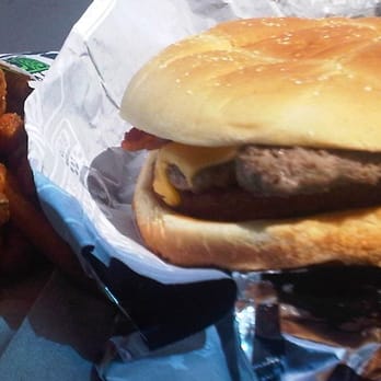 Rally's - Rally's Western Burger and seasoned fries - Burgers Near Me - San Diego, California Rally's - Rally's Western Burger and seasoned fries - Burgers Near Me - San Diego, California