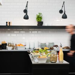 M Kitchen & Café