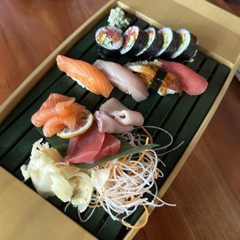 Heiwa Shokudo - Sushi boat - Japanese Near Me - Asheville, North Carolina