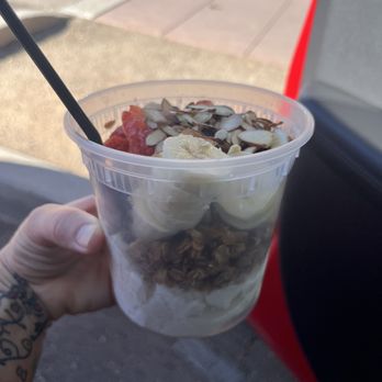 Deadlift Coffee Shop - Americana açaí bowl with coconut sorbet - Coffee & Tea Near Me - Casa Grande, Arizona Deadlift Coffee Shop - Americana açaí bowl with coconut sorbet - Coffee & Tea Near Me - Casa Grande, Arizona