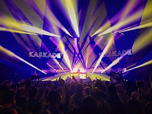 Bill Graham Civic Auditorium by null