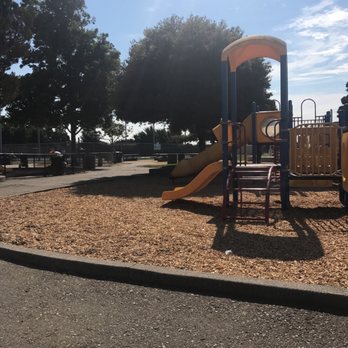 Ida Krusi Memorial Park - Super quiet. - Parks Near Me - Alameda, California Ida Krusi Memorial Park - Super quiet. - Parks Near Me - Alameda, California