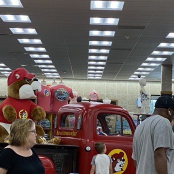 Buc-ee’s - Gas Stations Near Me - Fort Valley, Georgia