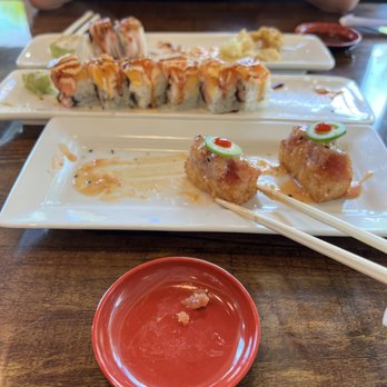 Konnichiwa - No small plates were given to us, had to use my sauce tray as a plate to eat. - Sushi Bars Near Me - Greenville, South Carolina Konnichiwa - No small plates were given to us, had to use my sauce tray as a plate to eat. - Sushi Bars Near Me - Greenville, South Carolina