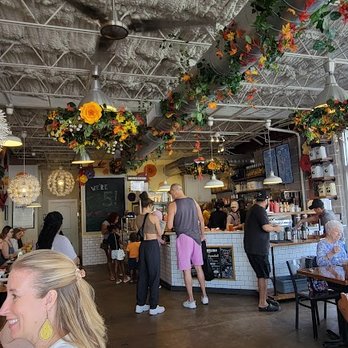 Dandelion Cafe - Cute decor - Coffee & Tea Near Me - Bellaire, Texas
