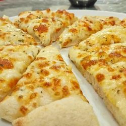 Casa Italia - Pain à l ail et au fromage/garlic bread with cheese