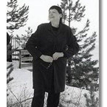 Lucie King LCSW - Lucie uses the Local surroundings to assist clients with grounding and seeking their inner truths... - Life Coach Near Me Lucie King LCSW - Lucie uses the Local surroundings to assist clients with grounding and seeking their inner truths... - Life Coach Near Me