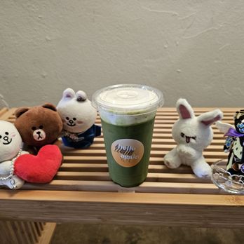 Hello Again - Haupia Matcha Latte is yummy! - Coffee & Tea Near Me - Honolulu, Hawaii