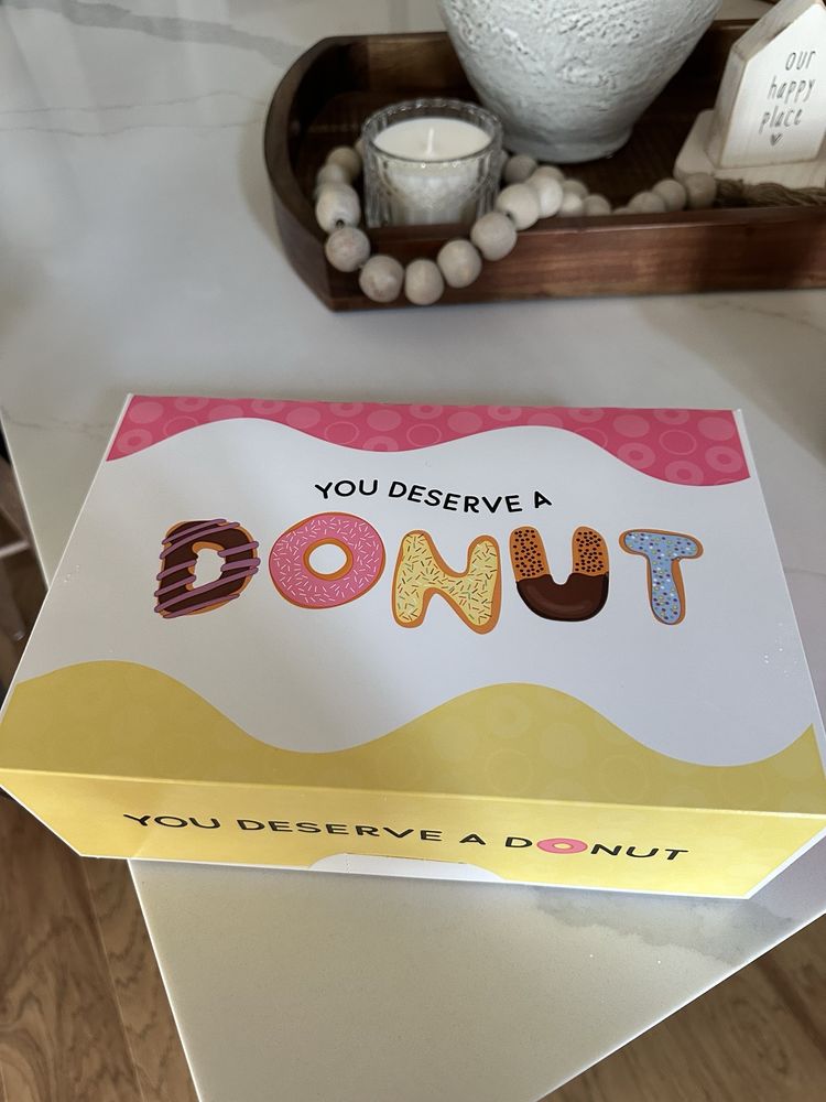 Donut Stop Logo