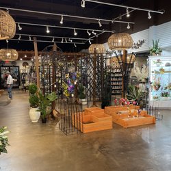 Jacksons Home & Garden - inside area