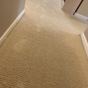 Cleanup Carpet & Tile Care - 03.23.19 heavy hallway foot traffic (after) - Carpet Cleaning Near Me