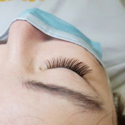 The Pretty Lash & Nail