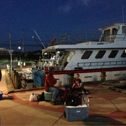 Captain Luke Fishing - Get there early. People were already in line at 5:15am