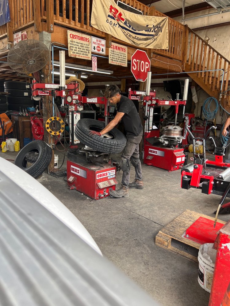 Performance Truck Tires, Naples Roadtrippers