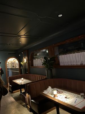 Clifton Club Bar & Lounge by null
