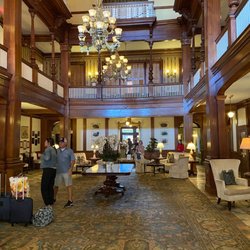 Rosemary & Thyme Restaurant - Windsor Hotel lobby