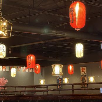 Kanpai Sushi - Atmosphere - Sushi Bars Near Me - Fort Wayne, Indiana