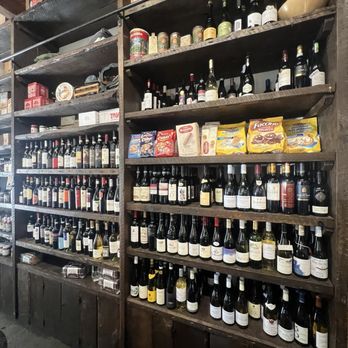 Tagliare Delicatessen - Delis Near Me - Missoula, Montana