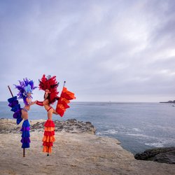 Daring Arts Movement - Samba Cirque Stilt Dance