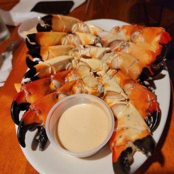 Catfish Deweys - Stone crabs - Seafood Near Me - Oakland Park, Florida Catfish Deweys - Stone crabs - Seafood Near Me - Oakland Park, Florida